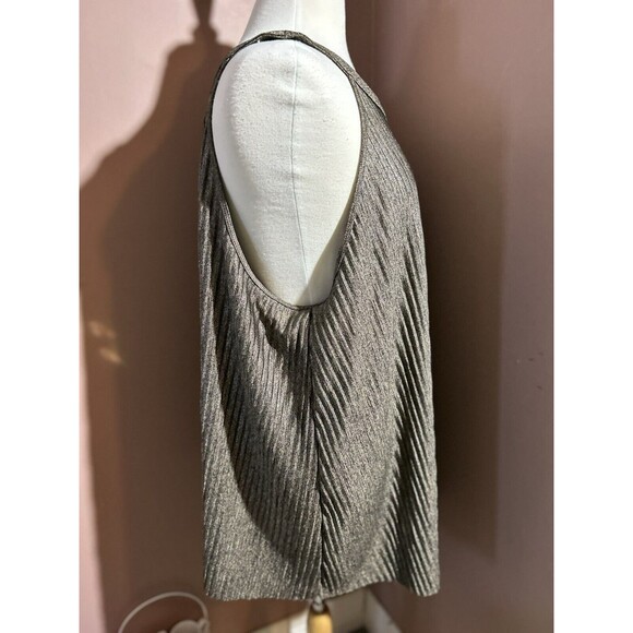 Torrid Gold Metallic Pleated Knit High Neck Tank Womens Torrid Size 3 - Picture 4 of 8